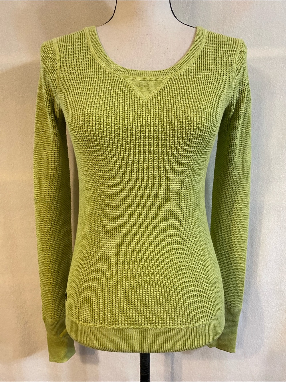 Athleta cactus green Olympus thermal knit pullover sweater